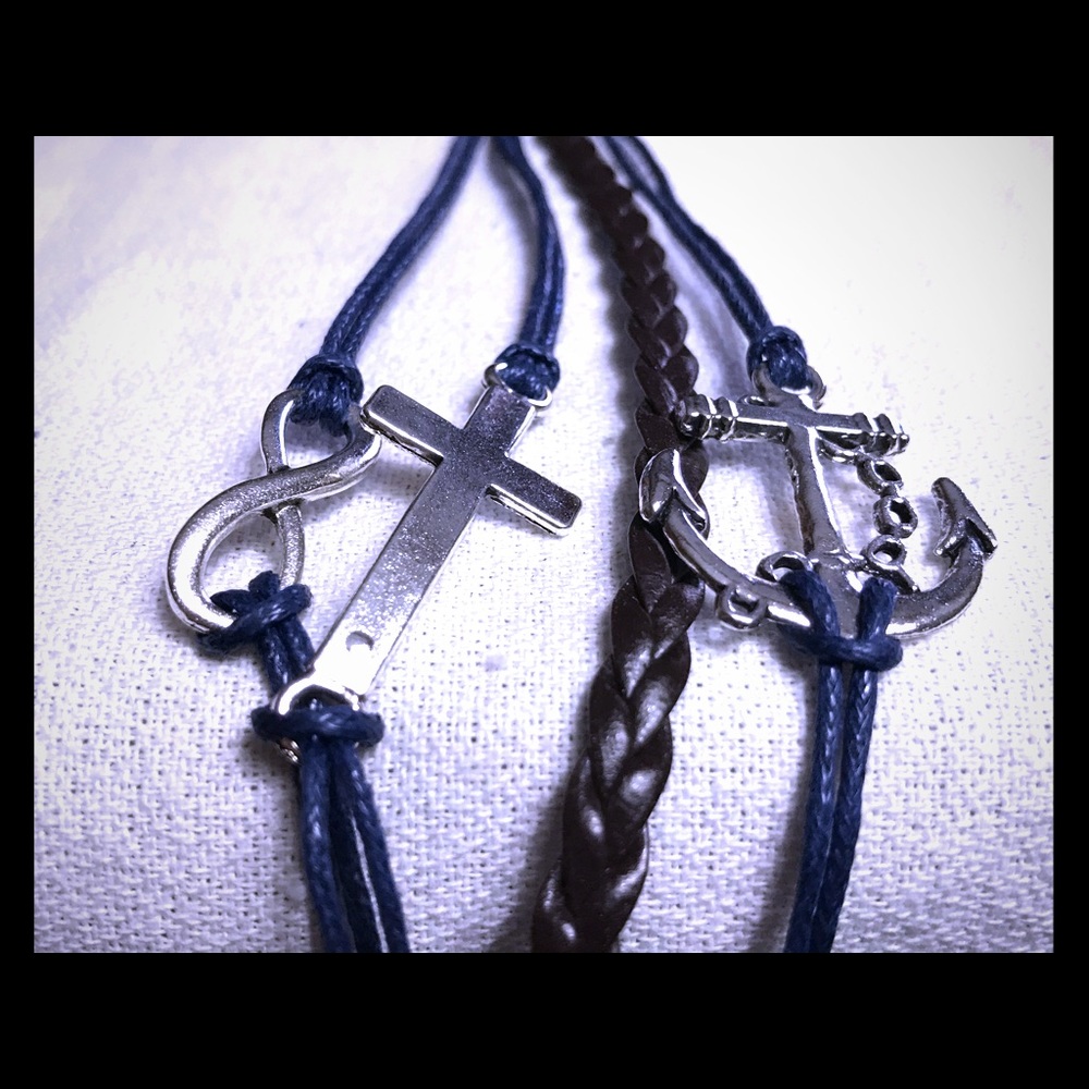 3 charm leather bracelet  brown